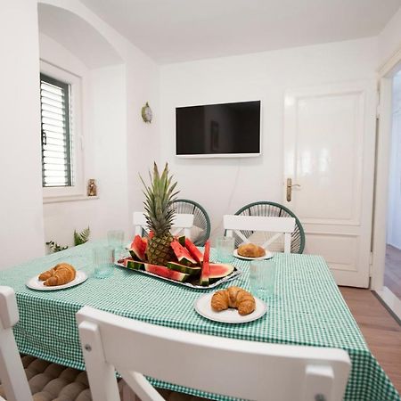 Apartment Slavuj Central Square Split Buitenkant foto