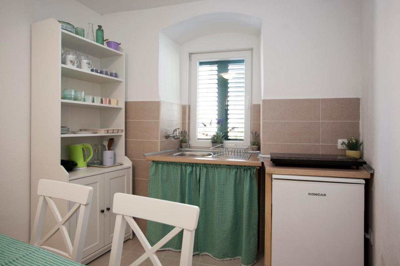 Apartment Slavuj Central Square Split Buitenkant foto