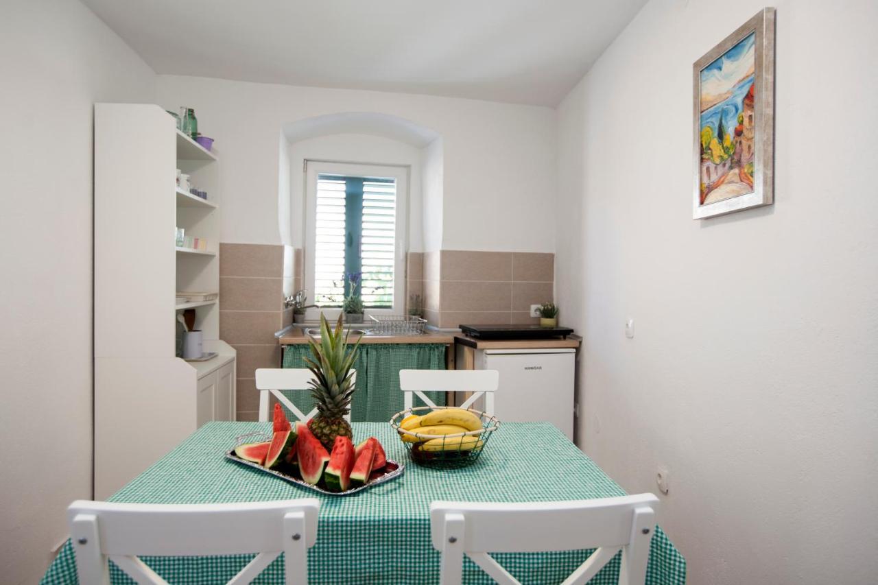 Apartment Slavuj Central Square Split Buitenkant foto