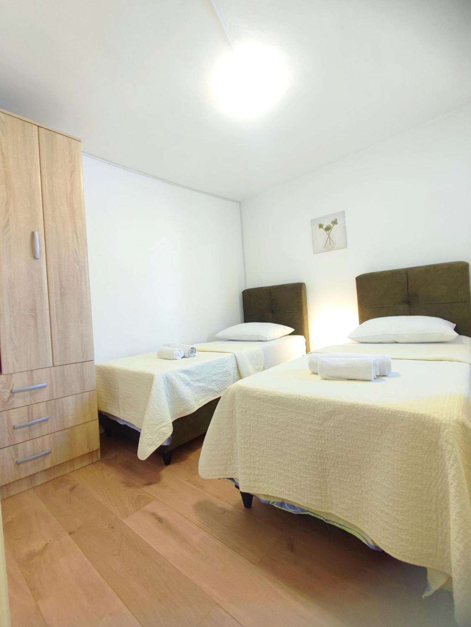 Apartment Slavuj Central Square Split Buitenkant foto